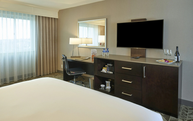 Hilton Cincinnati Airport