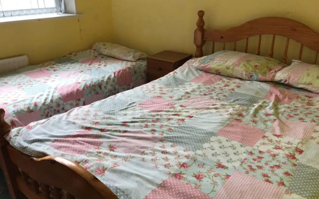 Angelee Hotel