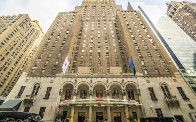 Отель New York Marriott East Side США, Нью-Йорк - отзывы, цены и фото номеров - забронировать отель New York Marriott East Side онлайн вид на фасад
