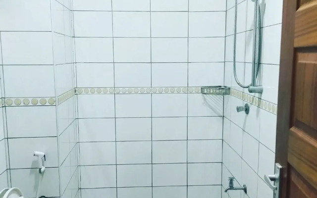 Stay.Plus Bamburi Business Apartments