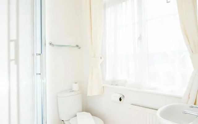 St Raphael Guest House