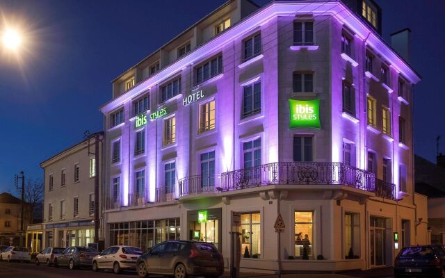 Отель ibis Styles Saumur Gare Centre Франция, Сомюр - отзывы, цены и фото номеров - забронировать отель ibis Styles Saumur Gare Centre онлайн вид на фасад