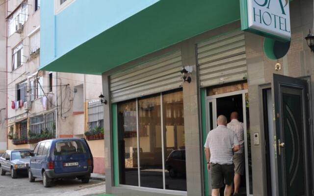 Отель 3A Албания, Тирана - отзывы, цены и фото номеров - забронировать отель 3A онлайн вид на фасад
