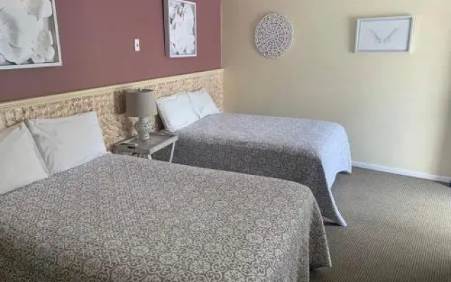 Green Acres Motel