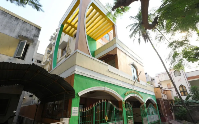 OYO 11736 Venkateswara Vilasam