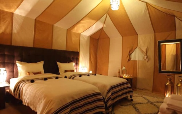 Отель Galaxy Desert Camp Merzouga Марокко, Мерзуга - отзывы, цены и фото номеров - забронировать отель Galaxy Desert Camp Merzouga онлайн комната для гостей