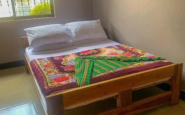 Moshi Green Lodge