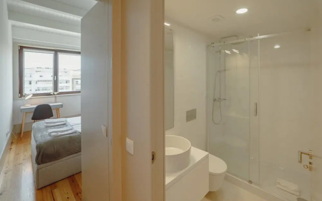 Legacy Oporto Premium Apartment I by Vacationy