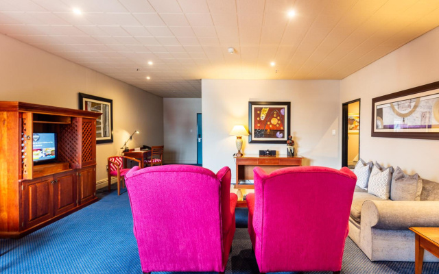 Cape Town Lodge Hotel