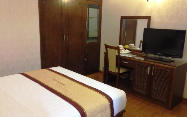 Pearl Hotel - Dao Tan