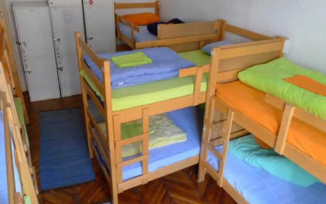 Chillton Hostel