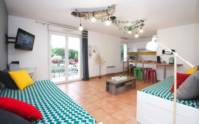 Carcassonne -Terrasse-Parking-WIFI 3lits