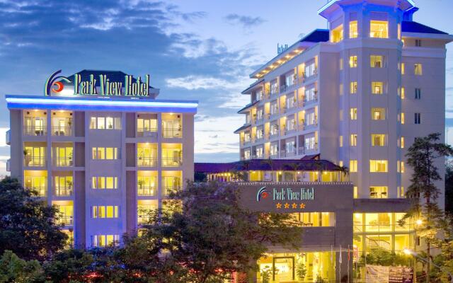 ParkView Hotel вид на фасад
