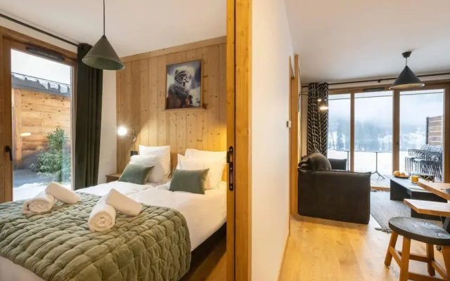 Apartment in La Chapelle Near Ski Lift