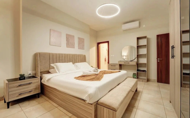 Raha Elite Suites and Villas for Family Only