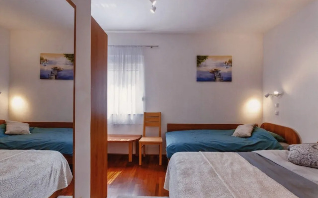 Apartments Manoy