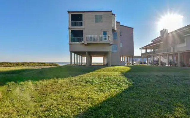 Chateau Soleil Apts