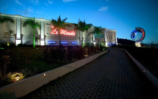 Motel Le Monde