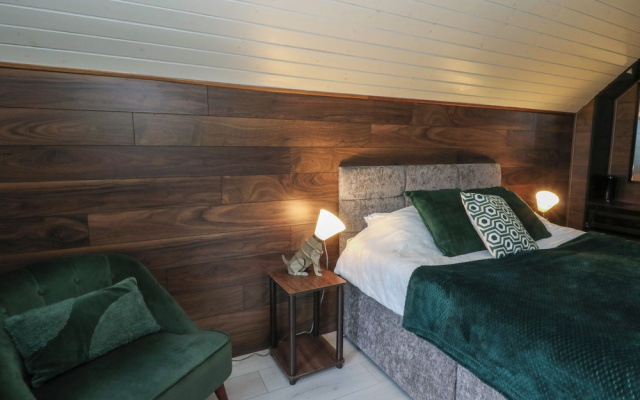 Glamping Tri Pod 3 - Gower