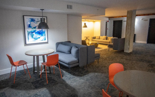 Georgetown Suites Harbour