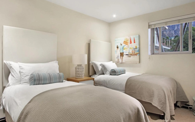 Ravensteyn Villa - Camps Bay