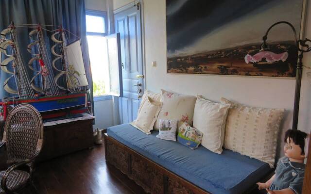 Отель Charmy Room by the Beach комната для гостей