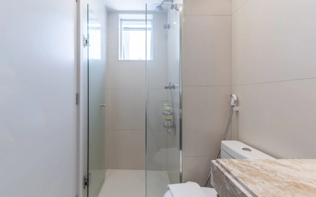 Apartamento completo com varanda | Vila Olímpia