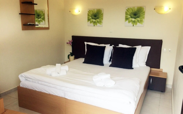 Posto Studio 3 Chania Crete 100m From the Beach