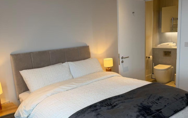 Modern City Apartment in Manchester