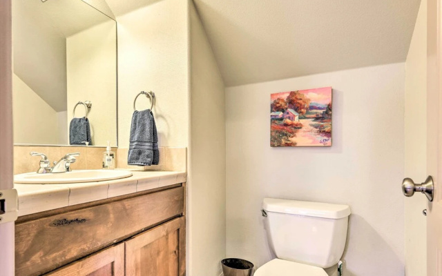 Family-friendly Bend Home w/ Hot Tub & Yard!