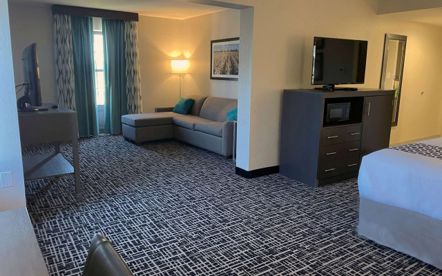 La Quinta Inn & Suites by Wyndham Jonesboro