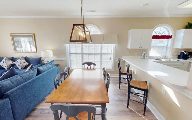 Magnolia Place 4665-204