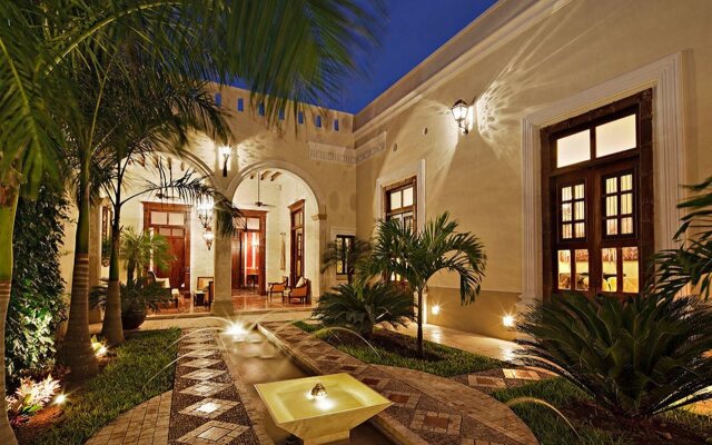 Casa Lecanda Boutique Hotel вид на фасад
