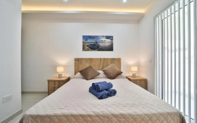 Apartment 5 Ashville Court
