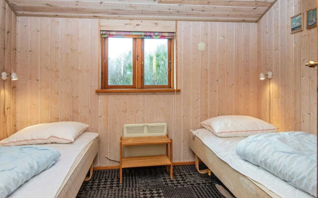6 Person Holiday Home in Tarm