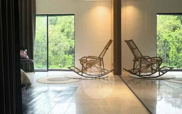 1BR Urban Escape at Damansara Heights
