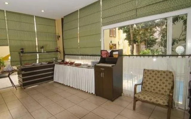 Guler Hotel	