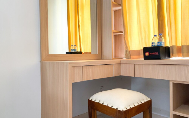 Great Deal Studio At Springlake Summarecon Bekasi Apartment