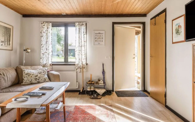 Kjuge Gula Huset (SKO039)