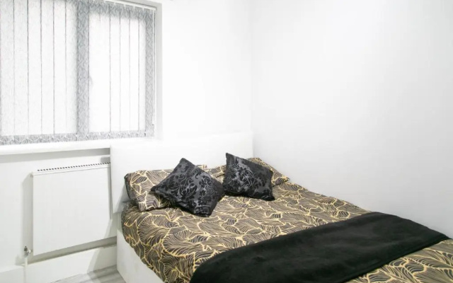 Hill's View Apartments