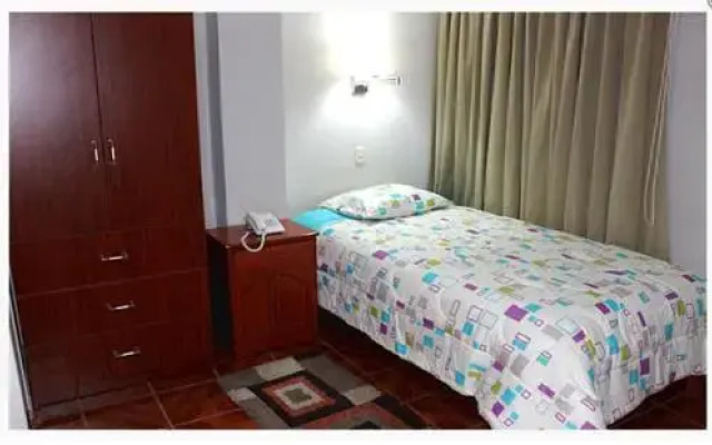 Hostal Residencial Lino