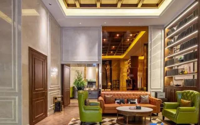 Lhasa James Joyce Coffetel Ruipin Hotel