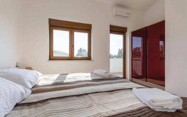 Amazing Home in Buici With Wifi and 4 Bedrooms