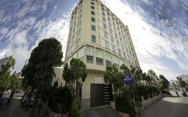 Отель Sarovar Portico Jaipur вид на фасад