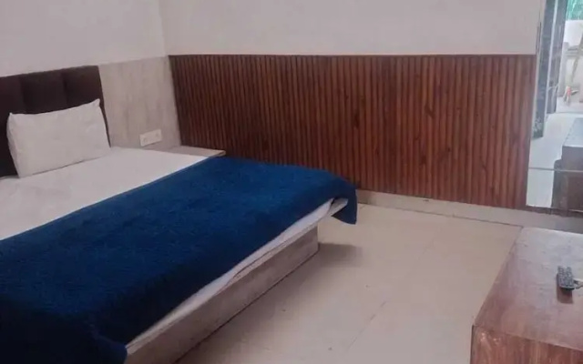 Hotel Shri Sai by OYO Rooms