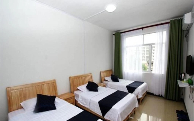 Yangsuo Mumu Sketch Base River Inn