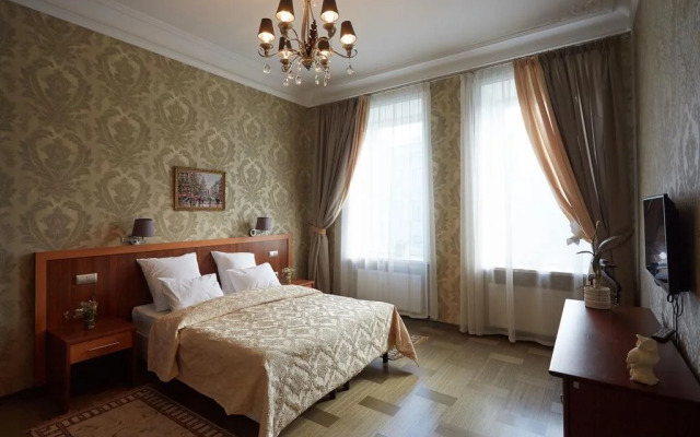 Apartment Longo On Furshtatskaya