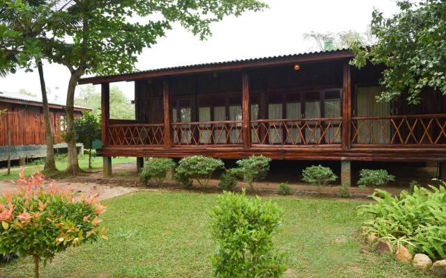 Отель Purple Coot Resort, Wadduwa вид на фасад