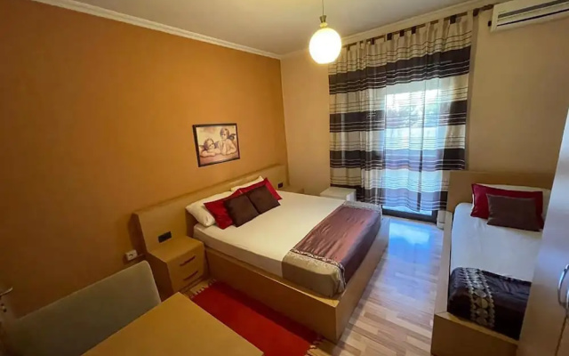 Algo Hotel