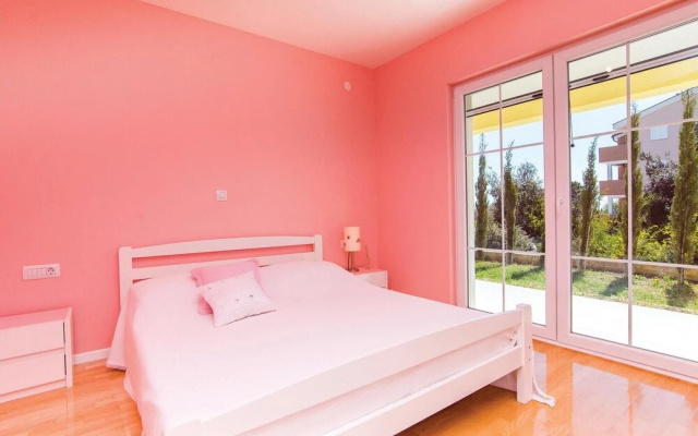 Beautiful Apartment in Pakostane With 2 Bedrooms and Wifi